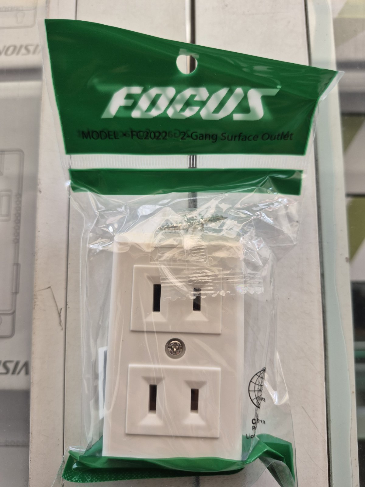 Focus Flat Surface Outlet 2Gang